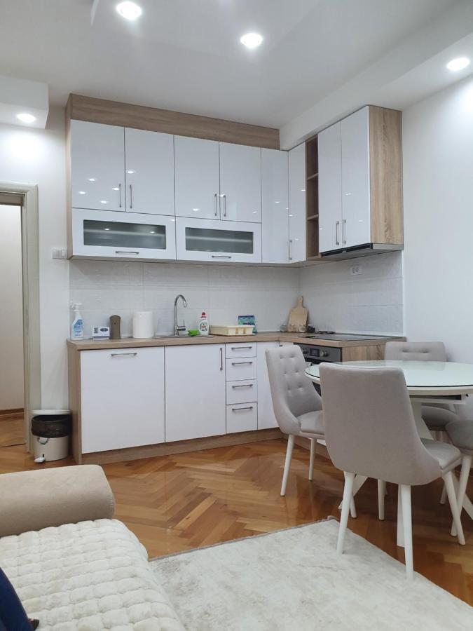 Central1 Панчево Экстерьер фото